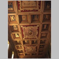 Photo by Lalupa on Wikipedia,2.JPG